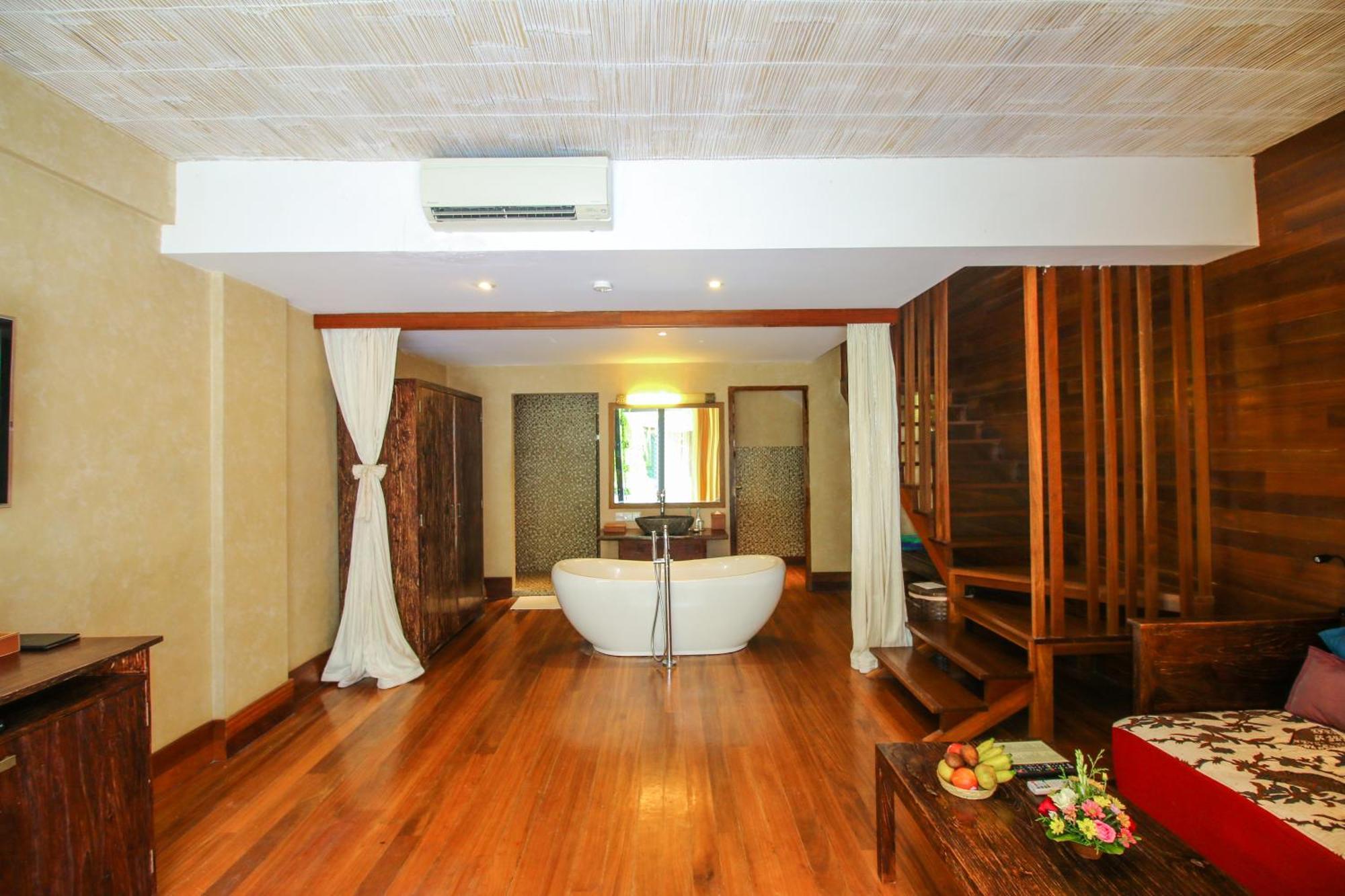 Kupu Kupu Jimbaran Beach Hotel&Spa by L’Occitane Exterior foto