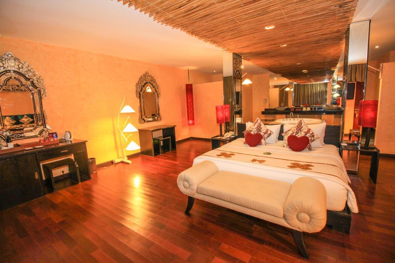 Kupu Kupu Jimbaran Beach Hotel&Spa by L’Occitane Exterior foto